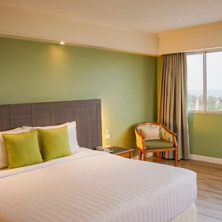 Hua Hin Grand Hotel And Plaza - Sha Extra Plus Exterior photo