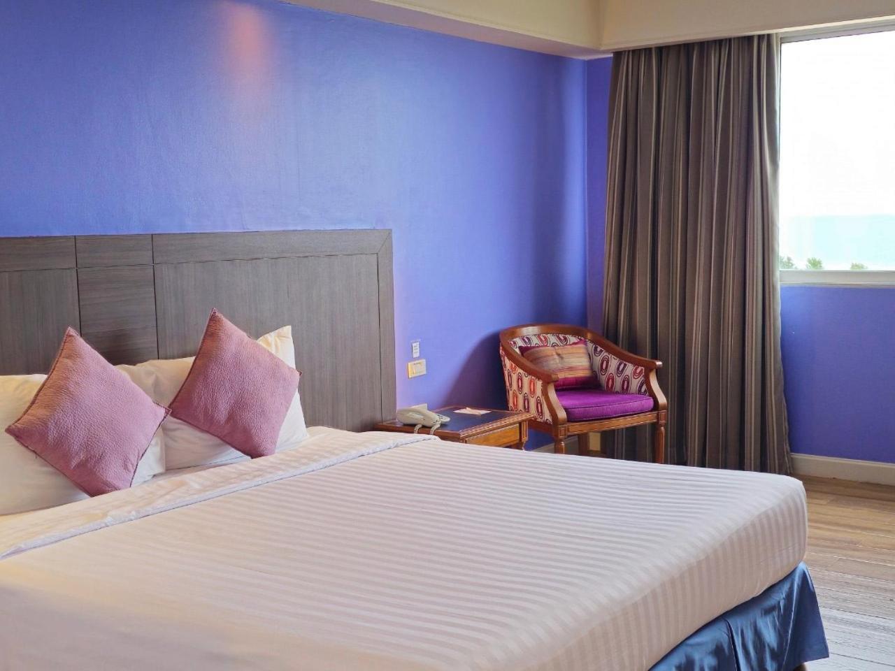 Hua Hin Grand Hotel And Plaza - Sha Extra Plus Exterior photo