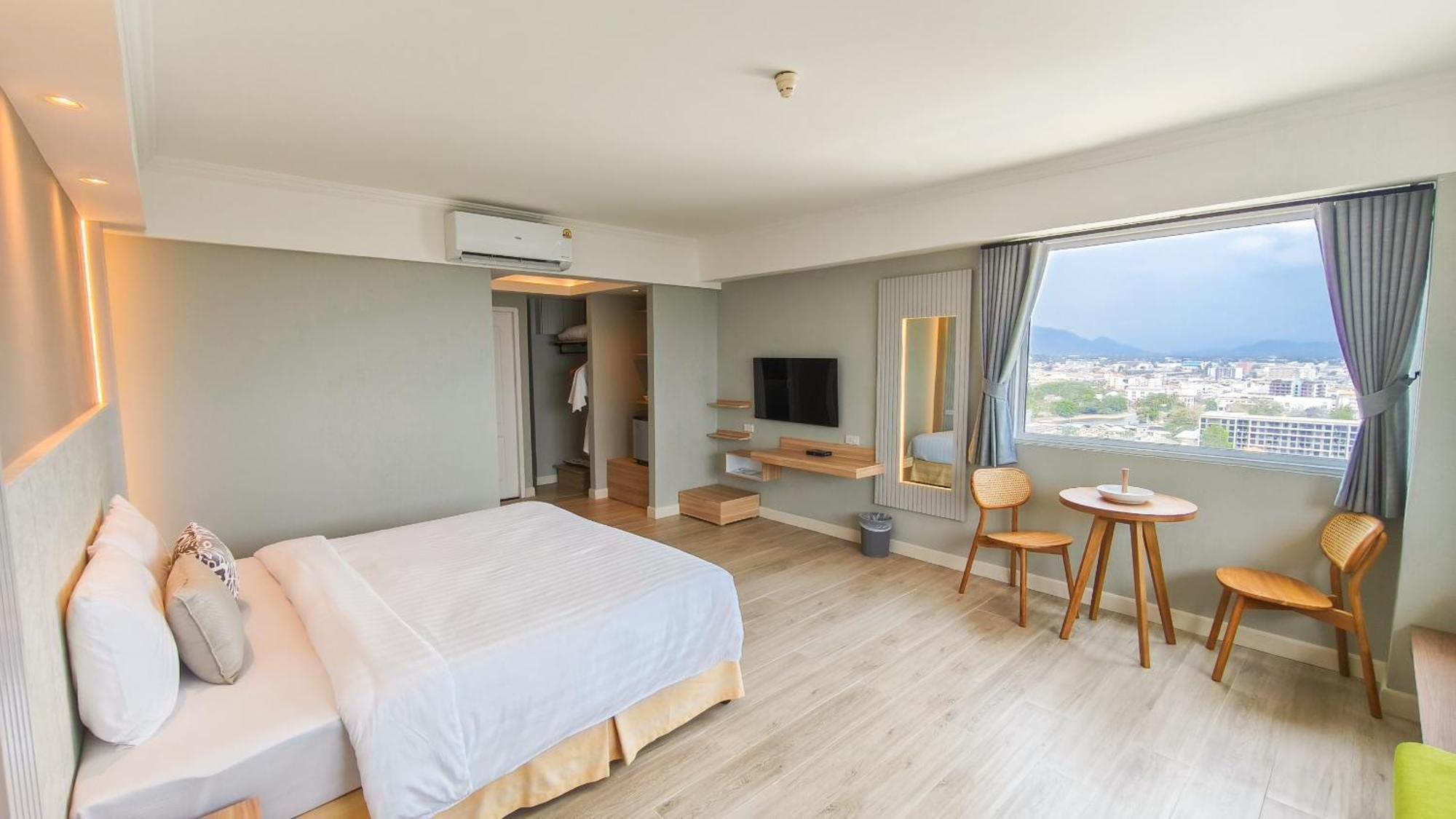 Hua Hin Grand Hotel And Plaza - Sha Extra Plus Exterior photo